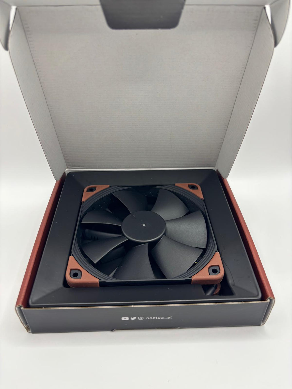 Noctua NF-F12 industrialPPC-24V-3000 Ventilátor