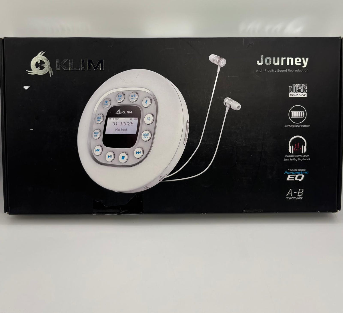 KLIM Journey hordozható CD-lejátszó – Fehér (Bluetooth, Akkumulátor, Tok, Fülhallgató)