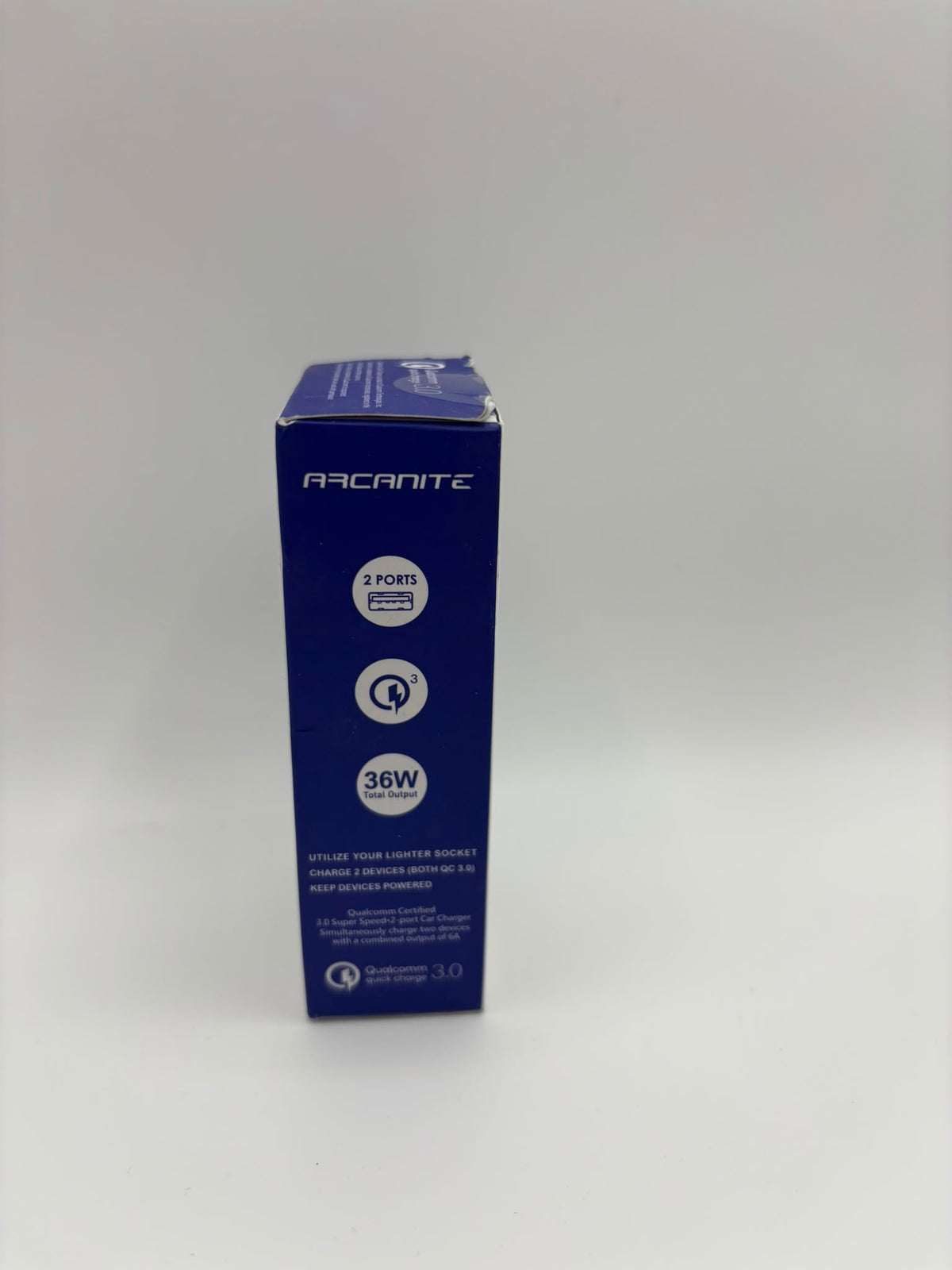 ARCANITE Kétportos Autós Gyorstöltő – 36W, Qualcomm Quick Charge 3.0 (AKCC-236)