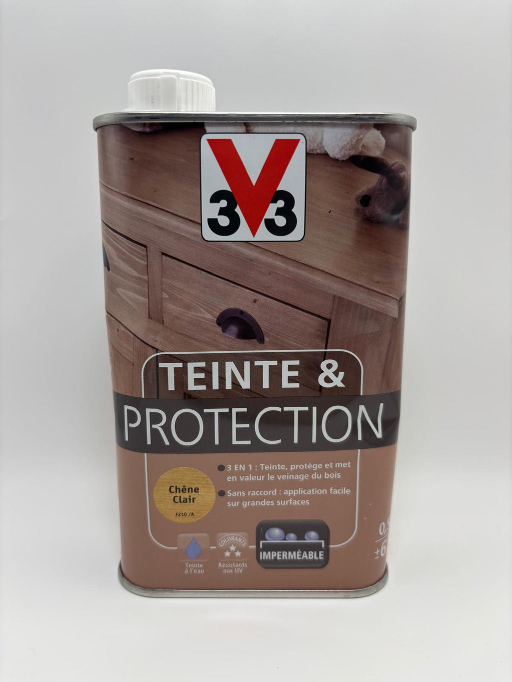 V33 Teinte & Protection Beltéri Fapác és Favédő – Világos tölgy (Chêne Clair), 500 ml
