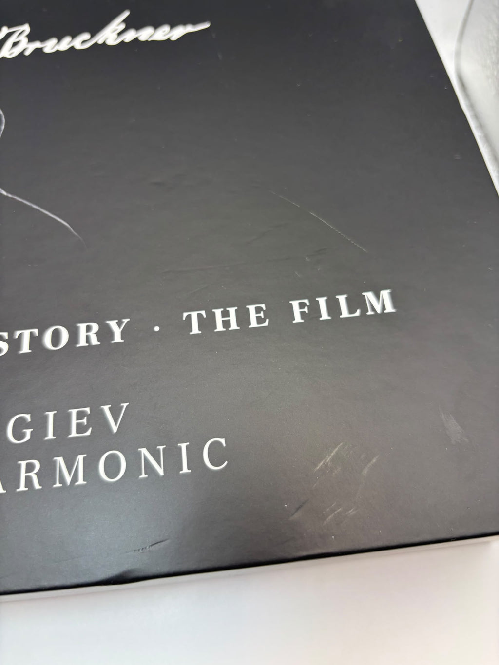 Anton Bruckner: The Symphonies – Valery Gergiev, Munich Philharmonic (Exkluzív díszdobozos gyűjtői kiadás: 6 DVD + 4 Blu-ray + Könyv + Hasonmás melléklet)