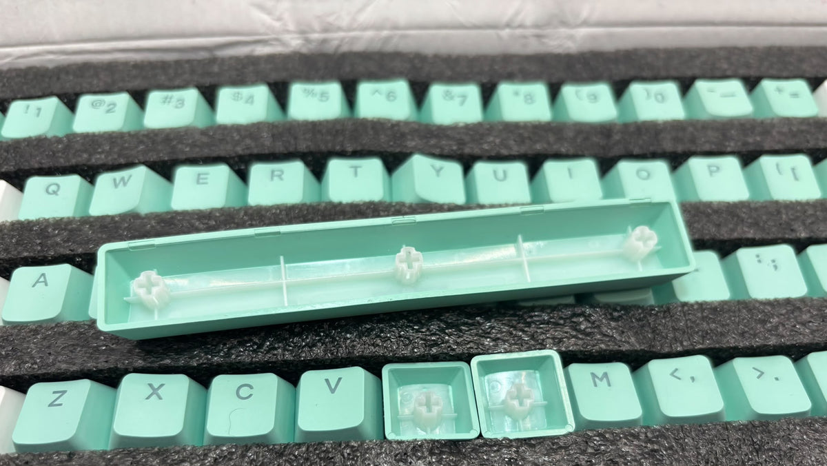 Mountain Backlit PBT Double Shot Keycap Set – Aquamarine B