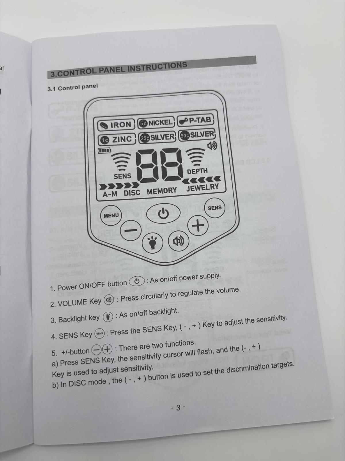 GT1000 digitális fémdetektor tartozékokkal